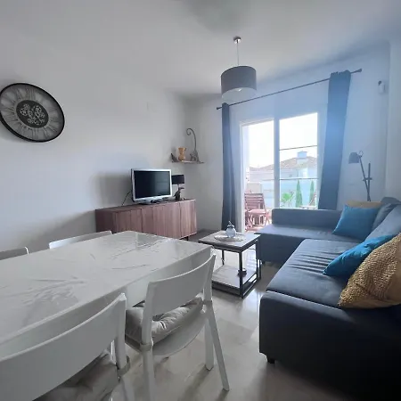 Apartment Casa Tintin, Small Oasis, *